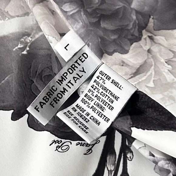 Jane Post raincoat - Picture 6 of 11